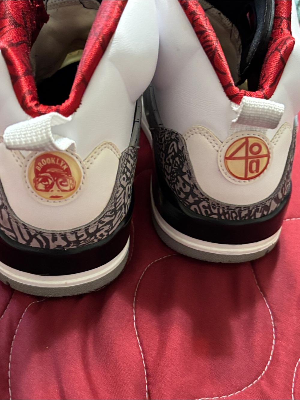 Spizikes Jordan Retro High-Top Sneakers in White, Red and Black and grey - Picture 3 of 7